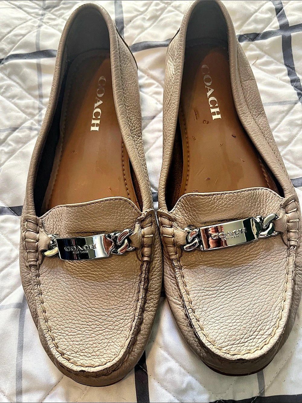 Coach Sculpted C Driver Leather Moccasins Beige